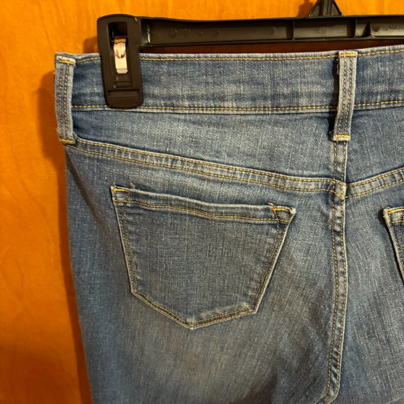 Old‎ Navy Original Mid Rise Women's Size 4 Short Blue Denim Jeans - Picture 9 of 12